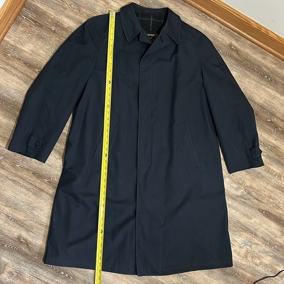 London Fog Navy Blue Trench Coat Men's Size 42 Long Overcoat Rothschild's - Picture 10 of 15